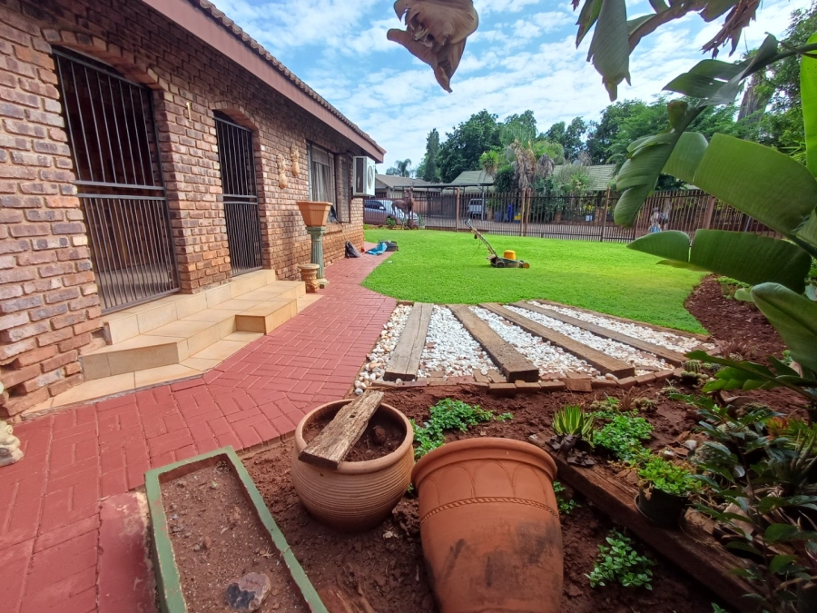 5 Bedroom Property for Sale in Thabazimbi Limpopo