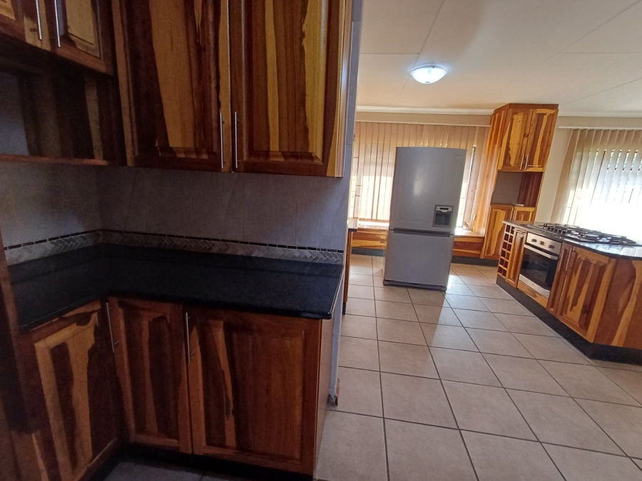 5 Bedroom Property for Sale in Thabazimbi Limpopo