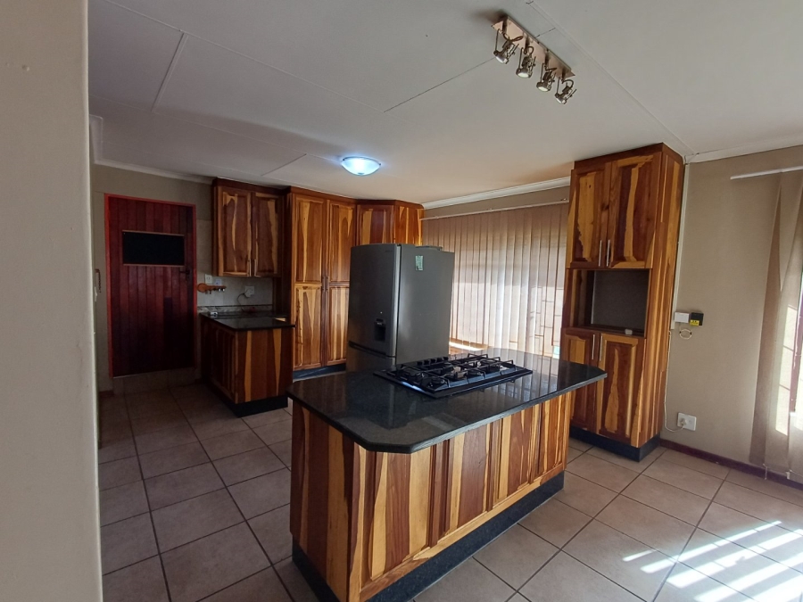 5 Bedroom Property for Sale in Thabazimbi Limpopo