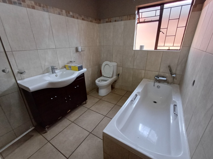 5 Bedroom Property for Sale in Thabazimbi Limpopo