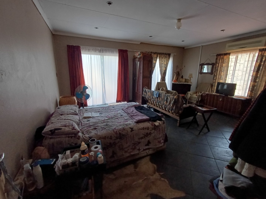 5 Bedroom Property for Sale in Thabazimbi Limpopo