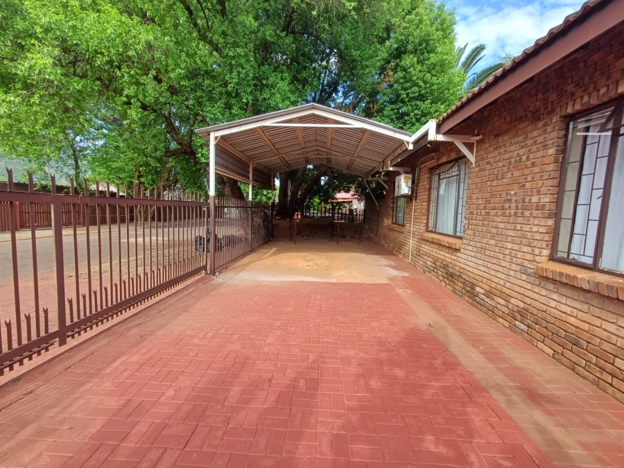 5 Bedroom Property for Sale in Thabazimbi Limpopo