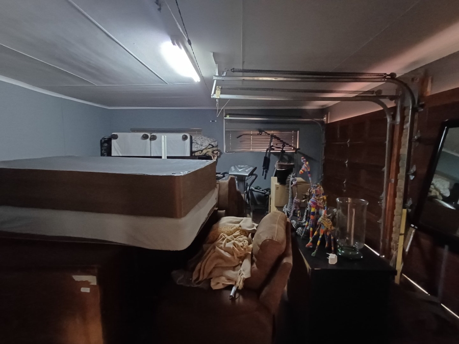 5 Bedroom Property for Sale in Thabazimbi Limpopo