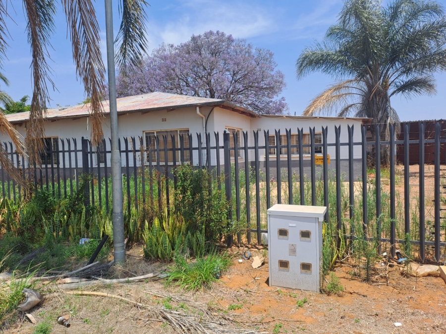 Commercial Property for Sale in Tweefontein A H Limpopo