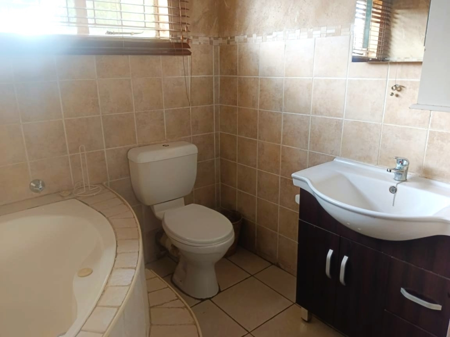 3 Bedroom Property for Sale in Capricorn Limpopo