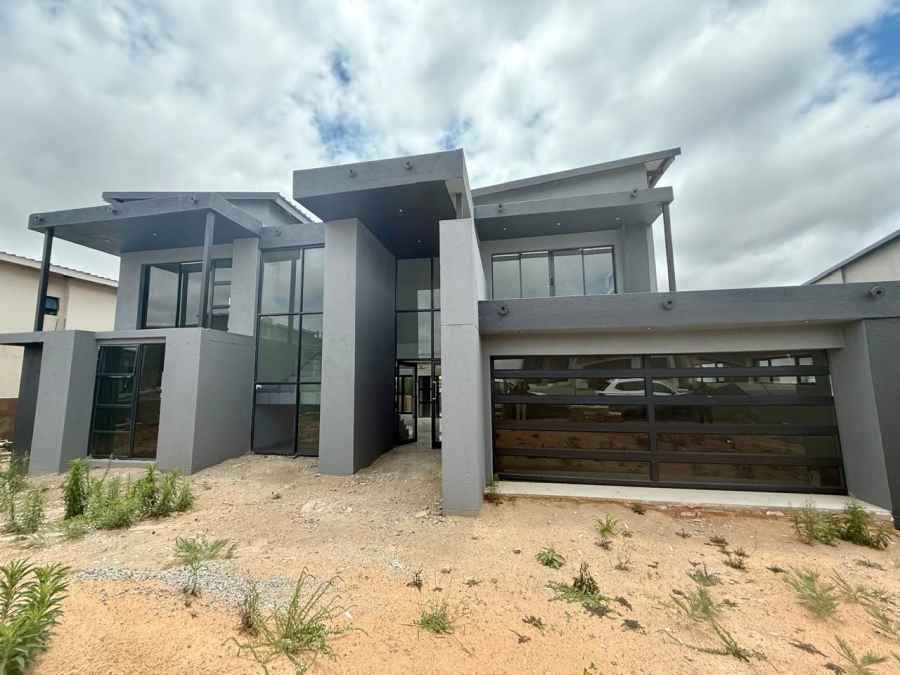4 Bedroom Property for Sale in Woodhill Estate Limpopo
