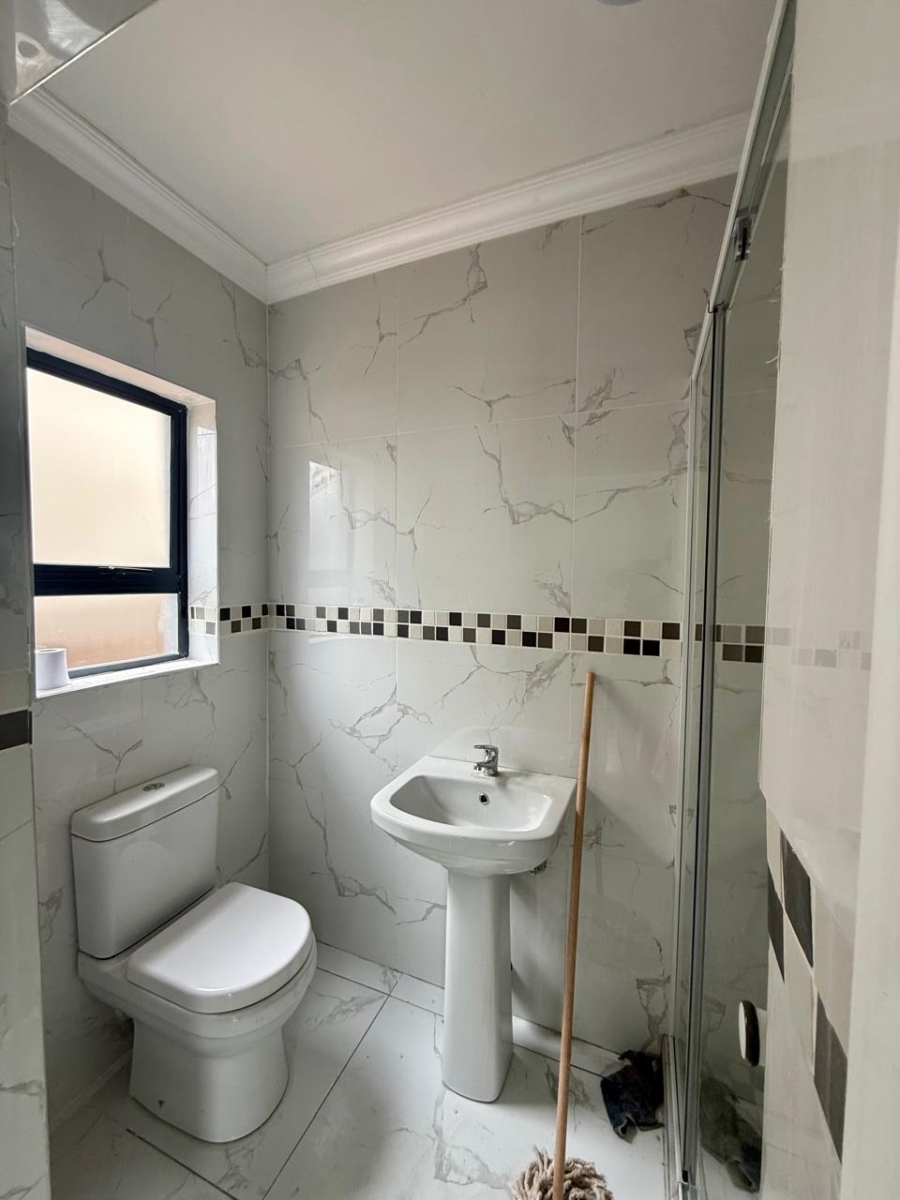 4 Bedroom Property for Sale in Woodhill Estate Limpopo