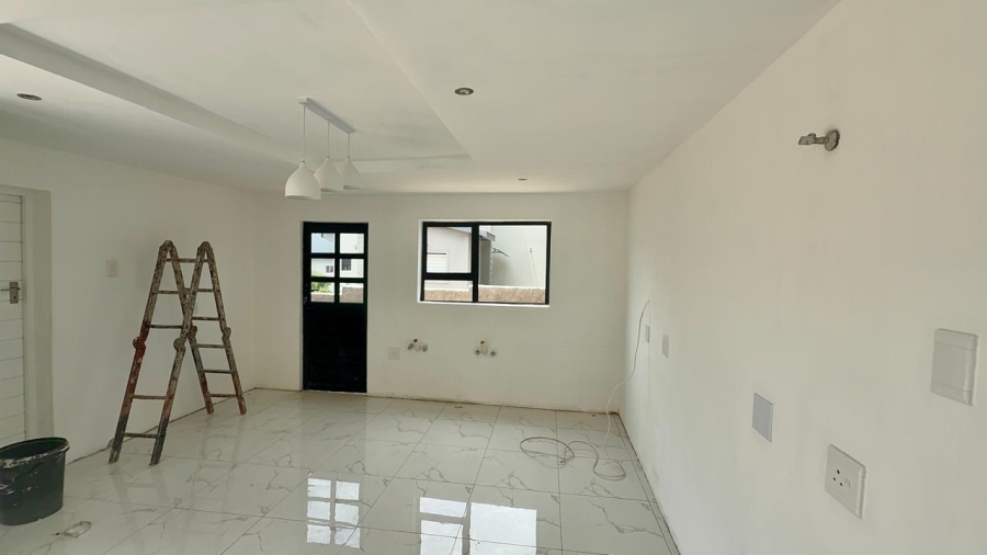 4 Bedroom Property for Sale in Woodhill Estate Limpopo