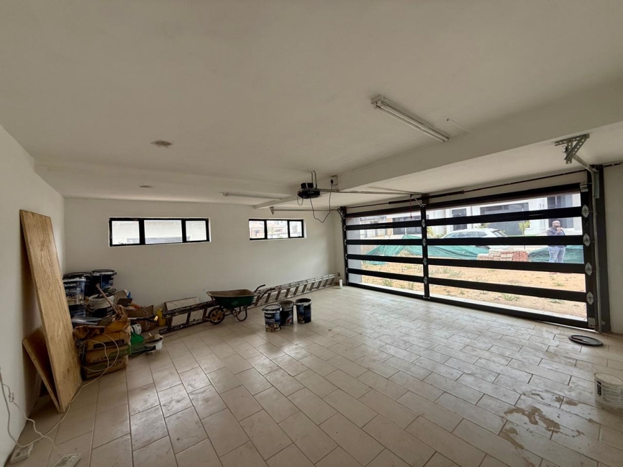 4 Bedroom Property for Sale in Woodhill Estate Limpopo