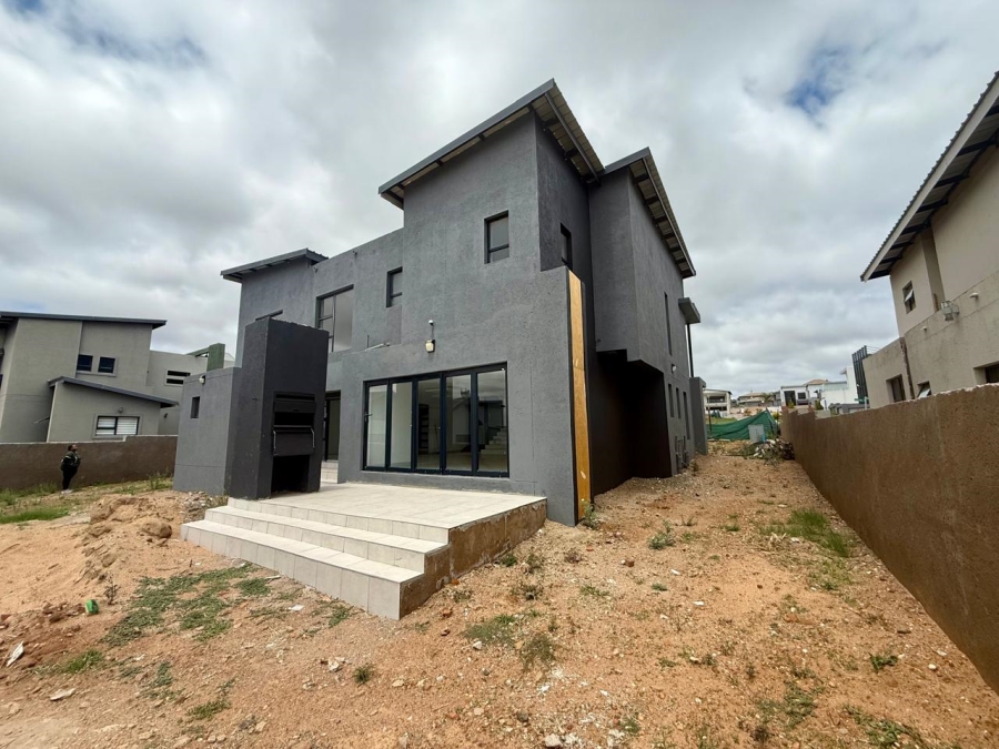 4 Bedroom Property for Sale in Woodhill Estate Limpopo