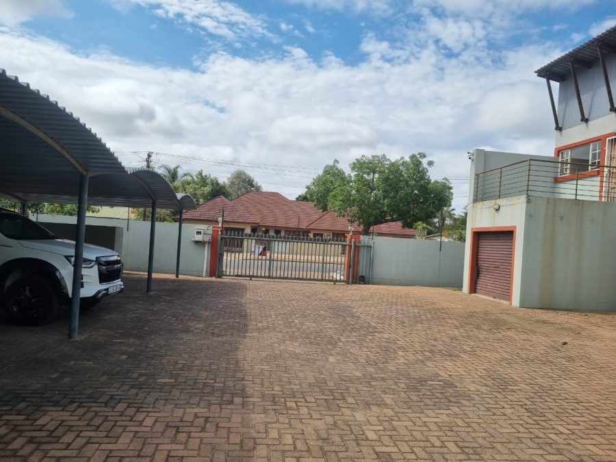 To Let 3 Bedroom Property for Rent in Moregloed Limpopo