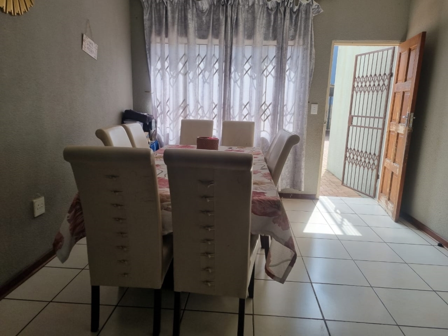 To Let 3 Bedroom Property for Rent in Moregloed Limpopo