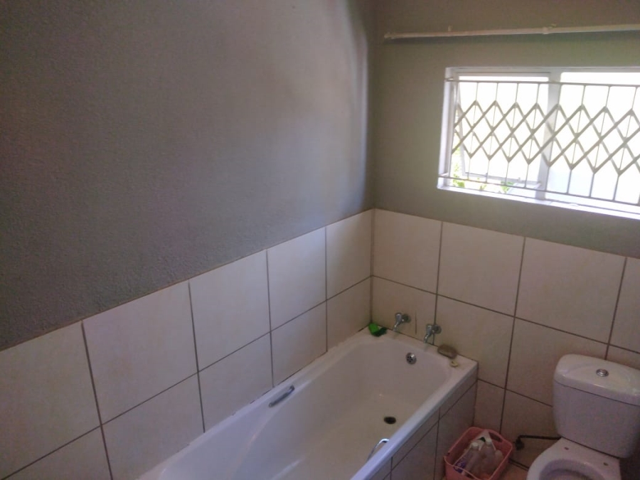 To Let 3 Bedroom Property for Rent in Moregloed Limpopo