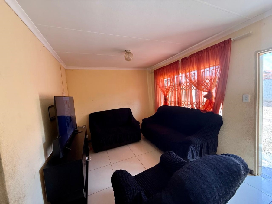 3 Bedroom Property for Sale in Mahlasedi Park Limpopo