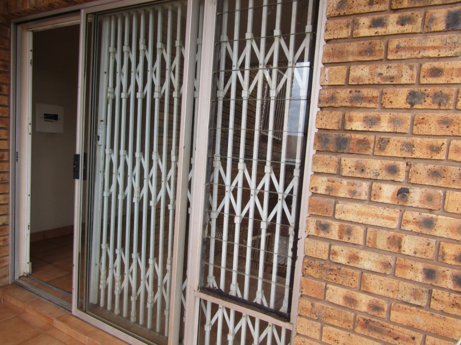 1 Bedroom Property for Sale in Thabazimbi Limpopo