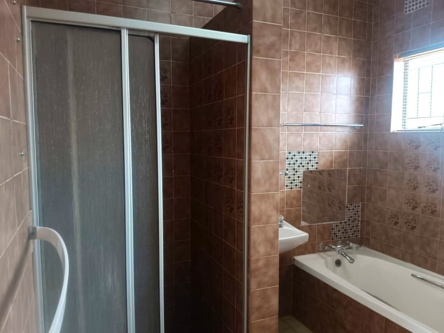 To Let 2 Bedroom Property for Rent in Polokwane Central Limpopo