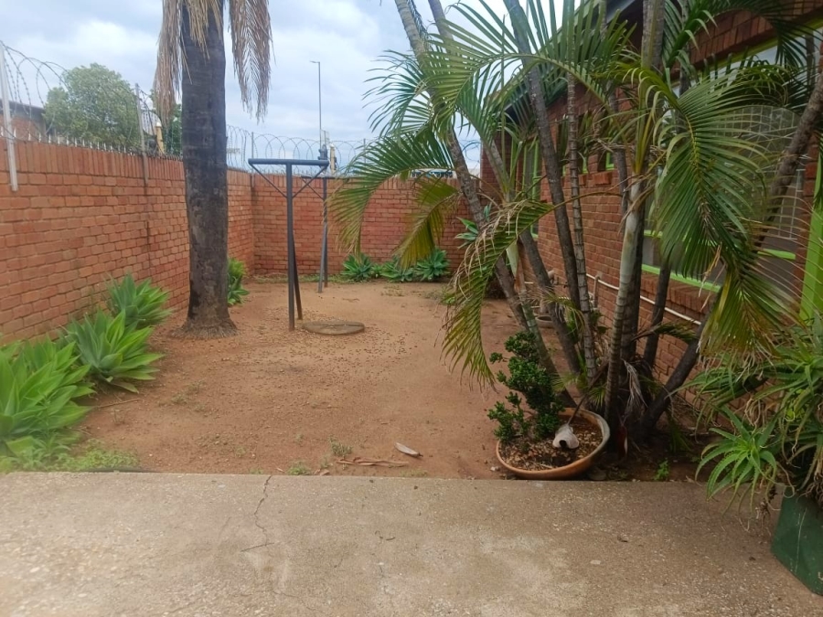 To Let 2 Bedroom Property for Rent in Polokwane Central Limpopo