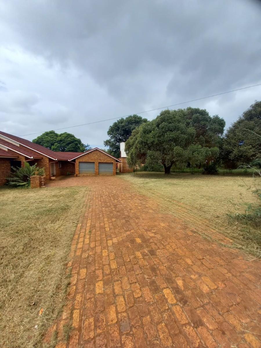 4 Bedroom Property for Sale in Laersdrif Limpopo