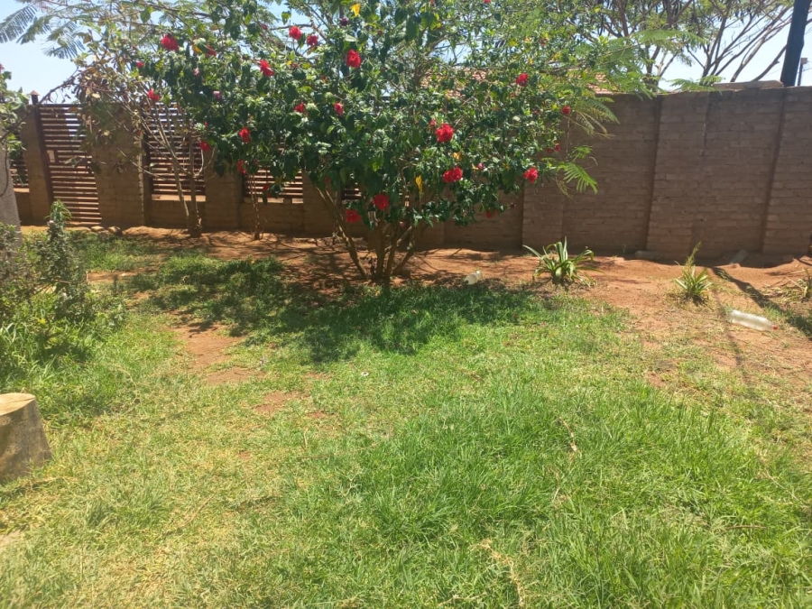 3 Bedroom Property for Sale in Sinthumule Limpopo