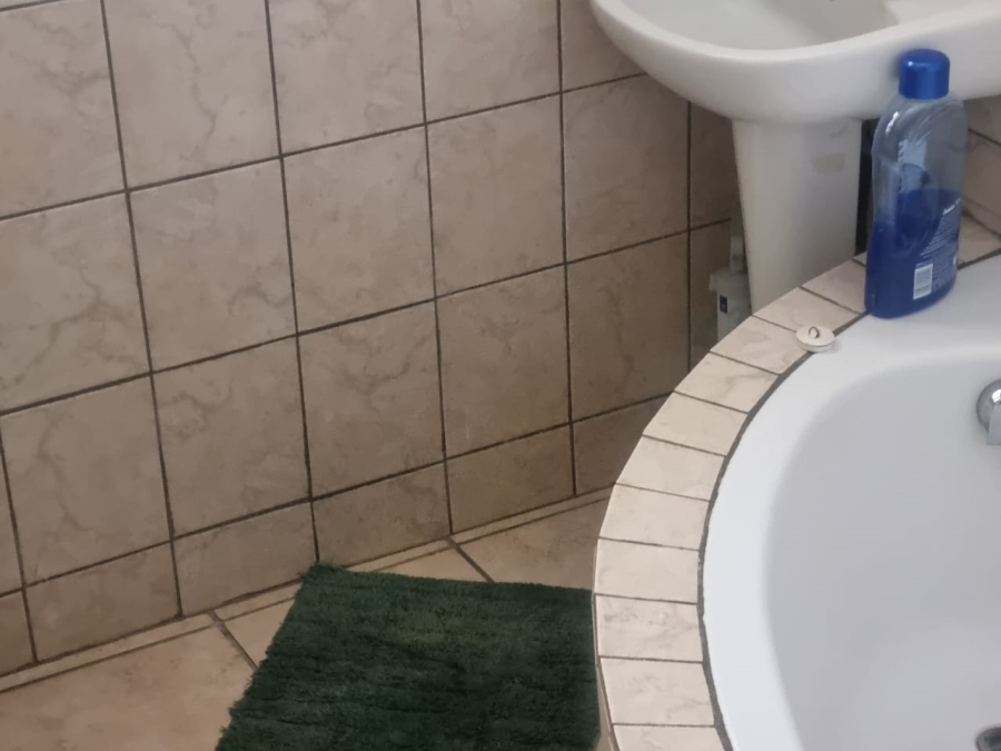 2 Bedroom Property for Sale in Penina Park Ext 1 Limpopo