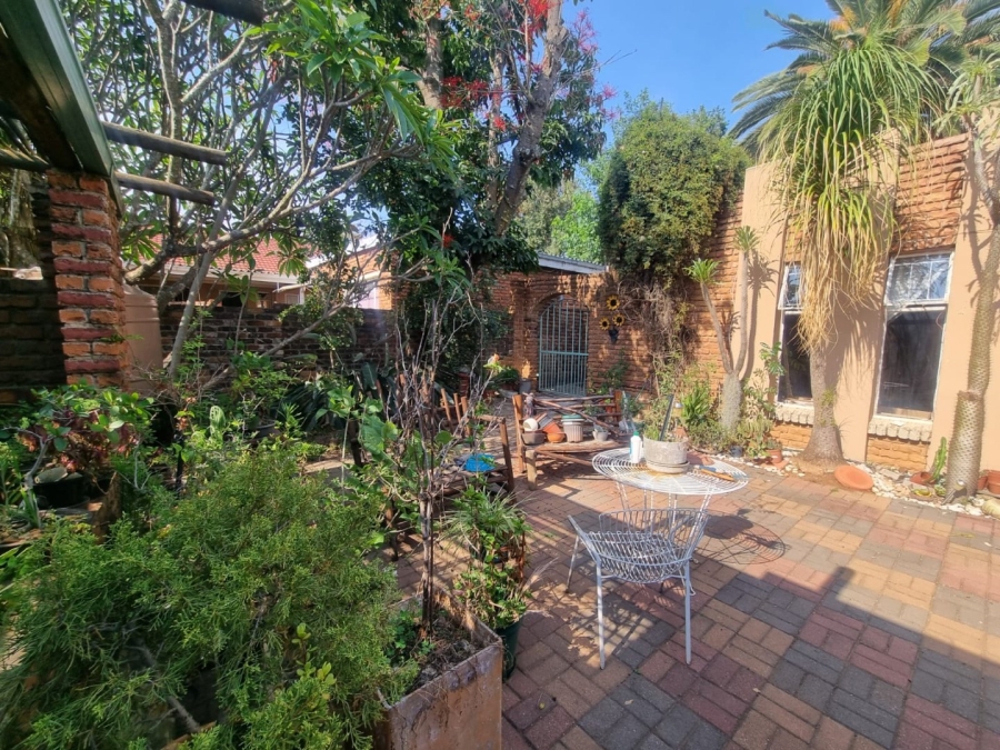 To Let 4 Bedroom Property for Rent in Fauna Park Limpopo