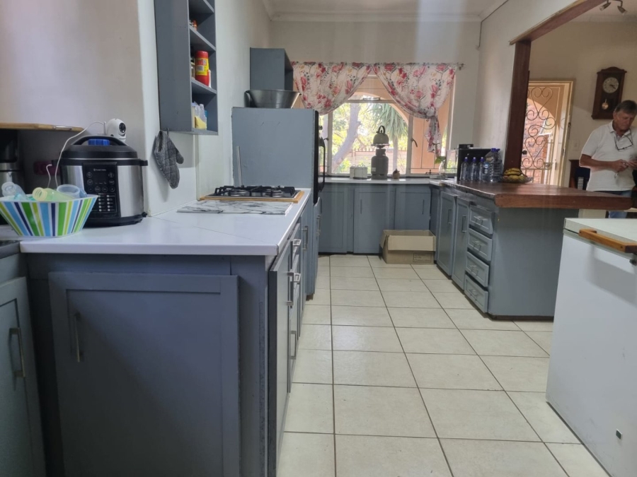 To Let 4 Bedroom Property for Rent in Fauna Park Limpopo