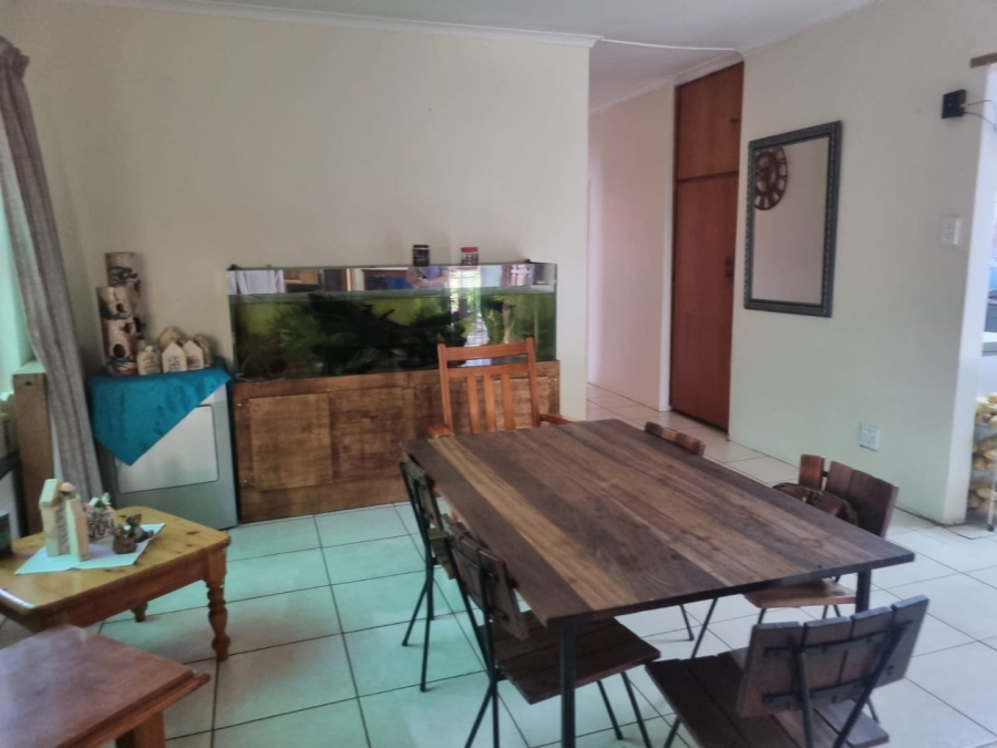 To Let 4 Bedroom Property for Rent in Fauna Park Limpopo