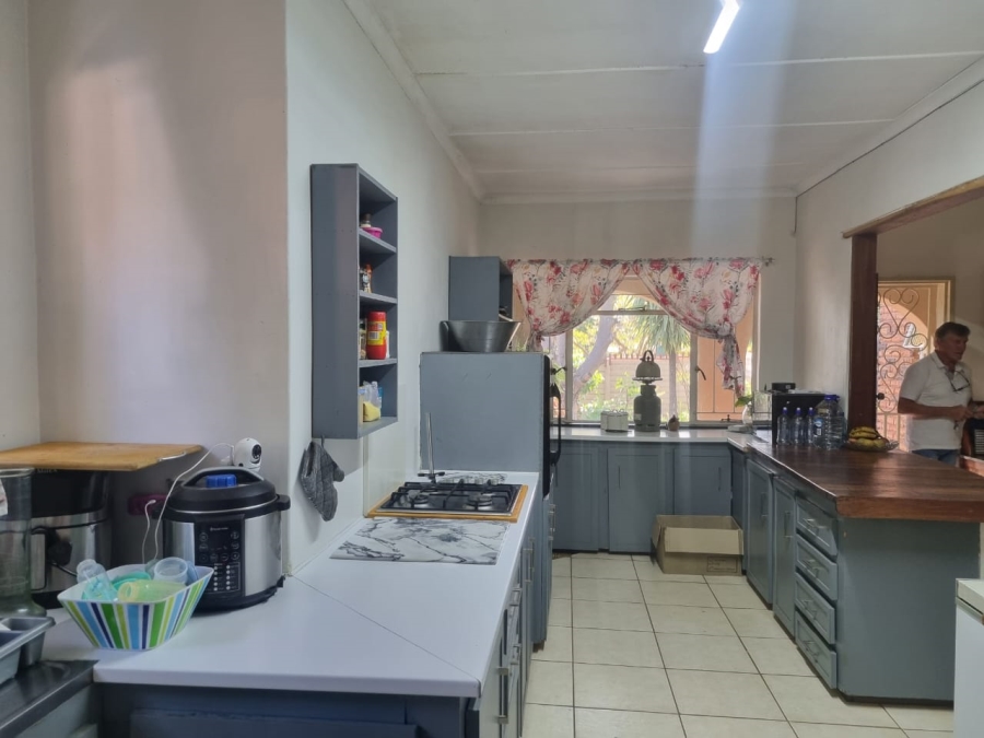 To Let 4 Bedroom Property for Rent in Fauna Park Limpopo
