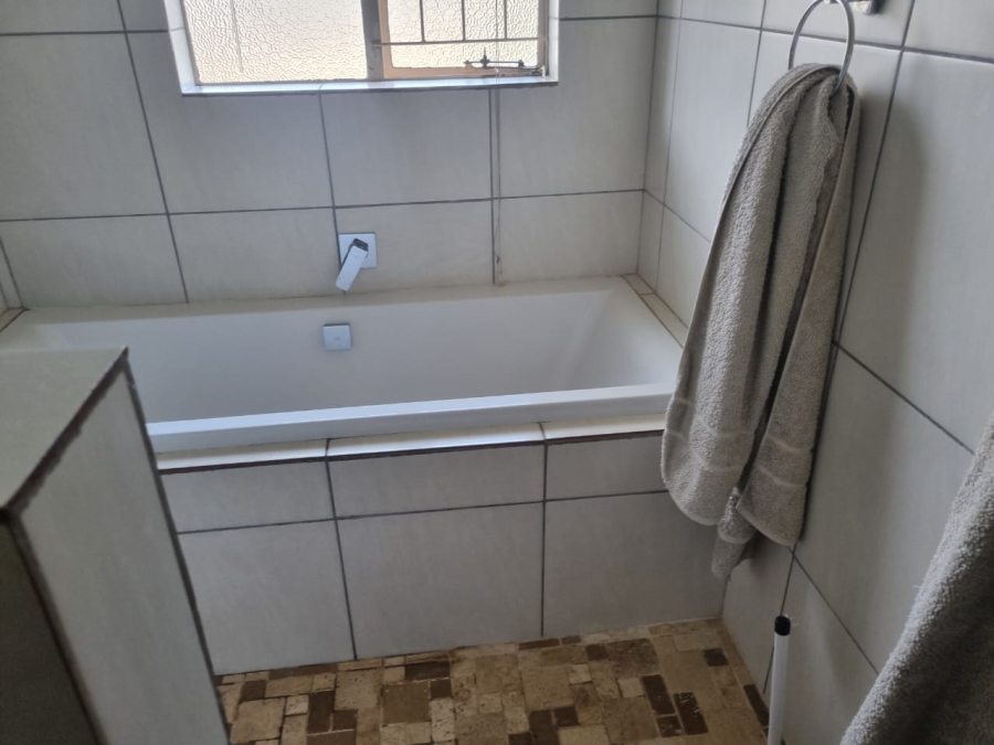 To Let 2 Bedroom Property for Rent in Bendor Ext 17 Limpopo