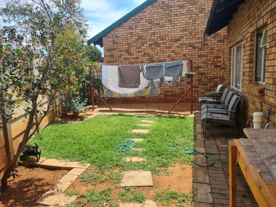 To Let 2 Bedroom Property for Rent in Bendor Ext 17 Limpopo