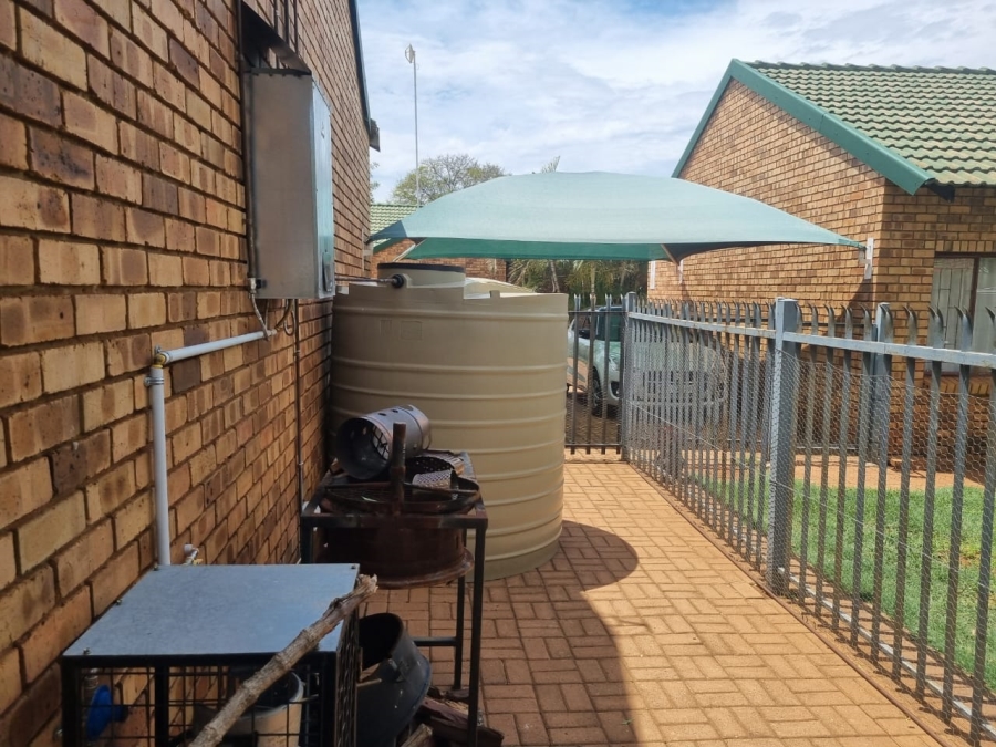 To Let 2 Bedroom Property for Rent in Bendor Ext 17 Limpopo