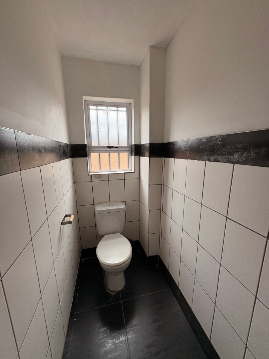 To Let commercial Property for Rent in Magna Via Industrial Limpopo