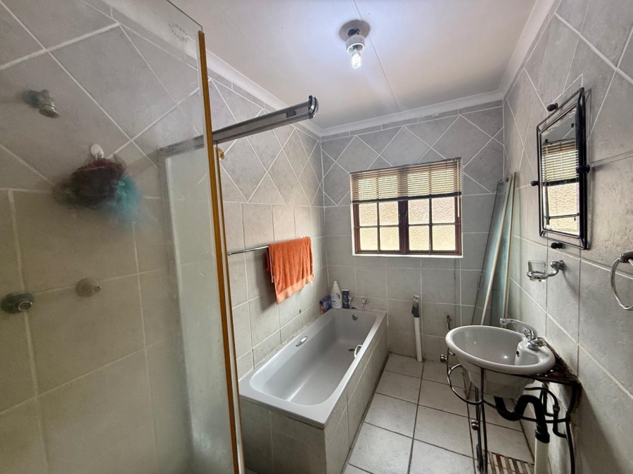 2 Bedroom Property for Sale in Ivydale Limpopo