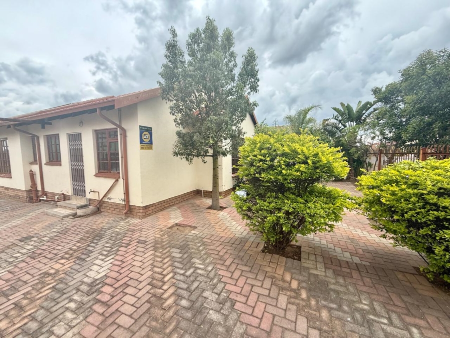 2 Bedroom Property for Sale in Ivydale Limpopo