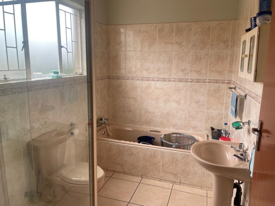 5 Bedroom Property for Sale in Bendor Limpopo