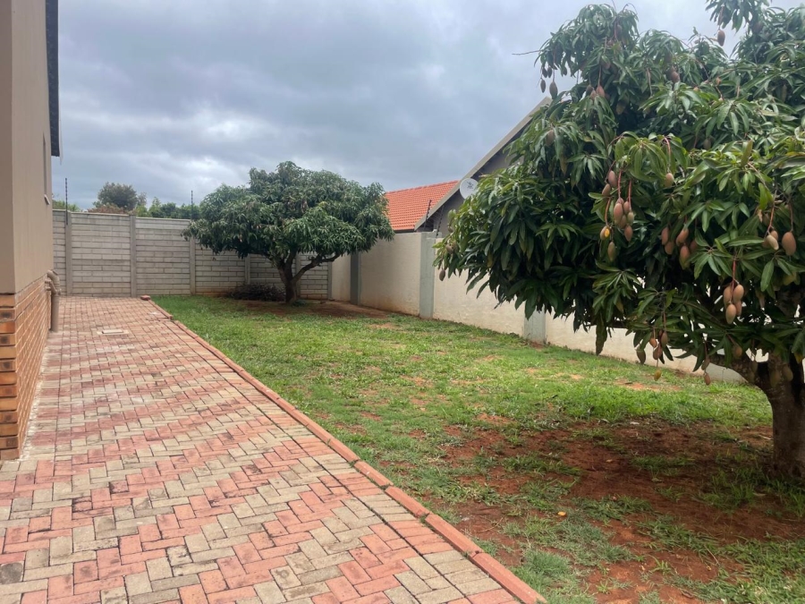 5 Bedroom Property for Sale in Bendor Limpopo