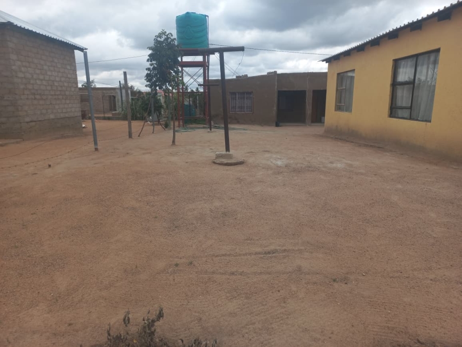 2 Bedroom Property for Sale in makgofe Limpopo