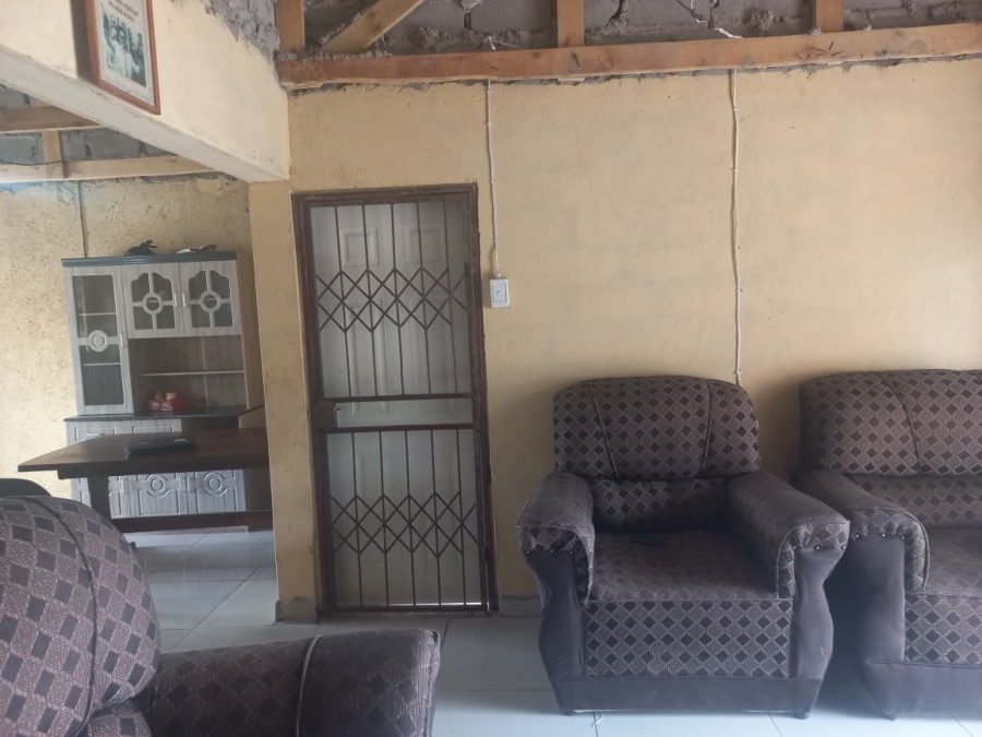 2 Bedroom Property for Sale in makgofe Limpopo