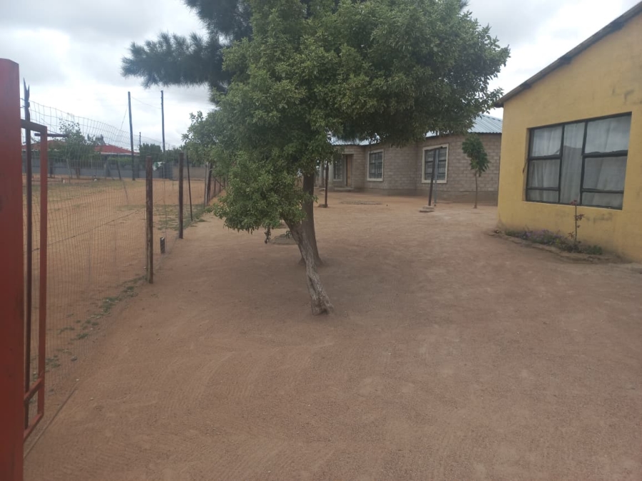 2 Bedroom Property for Sale in makgofe Limpopo