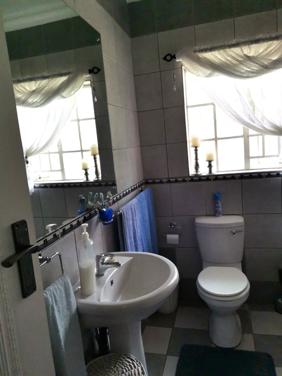 To Let 3 Bedroom Property for Rent in Bendor Limpopo