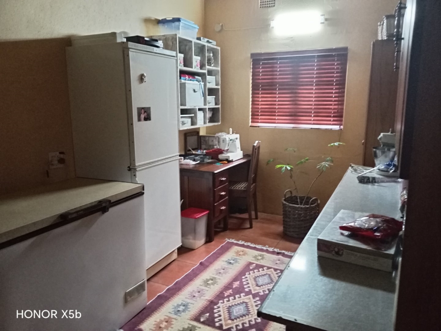 Commercial Property for Sale in Roossenekal AH Limpopo