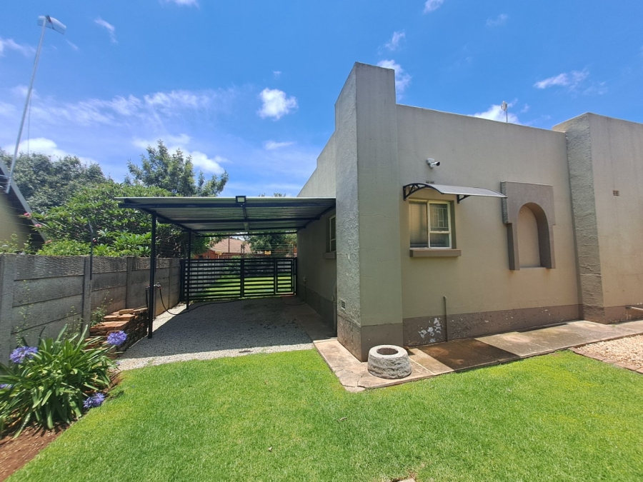 3 Bedroom Property for Sale in Fauna Park Limpopo