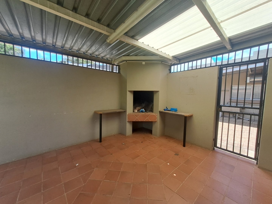 3 Bedroom Property for Sale in Fauna Park Limpopo