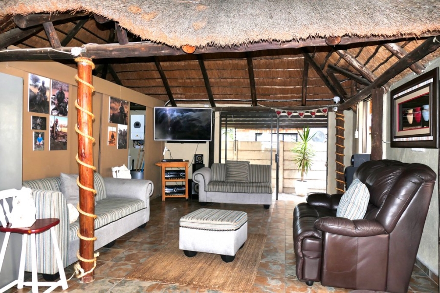 To Let 3 Bedroom Property for Rent in Bendor Limpopo