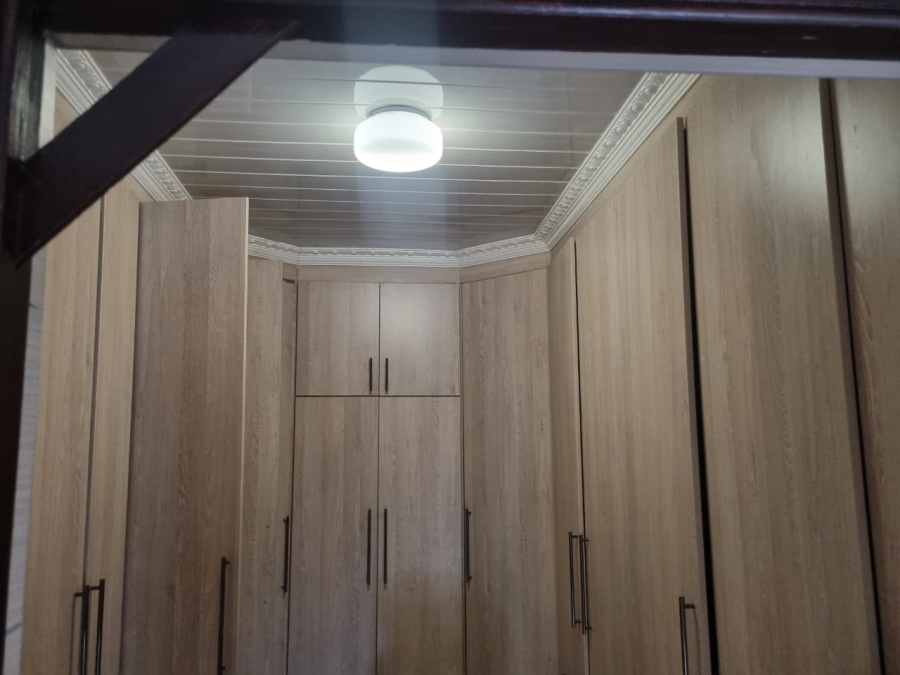 To Let 4 Bedroom Property for Rent in Flora Park Limpopo