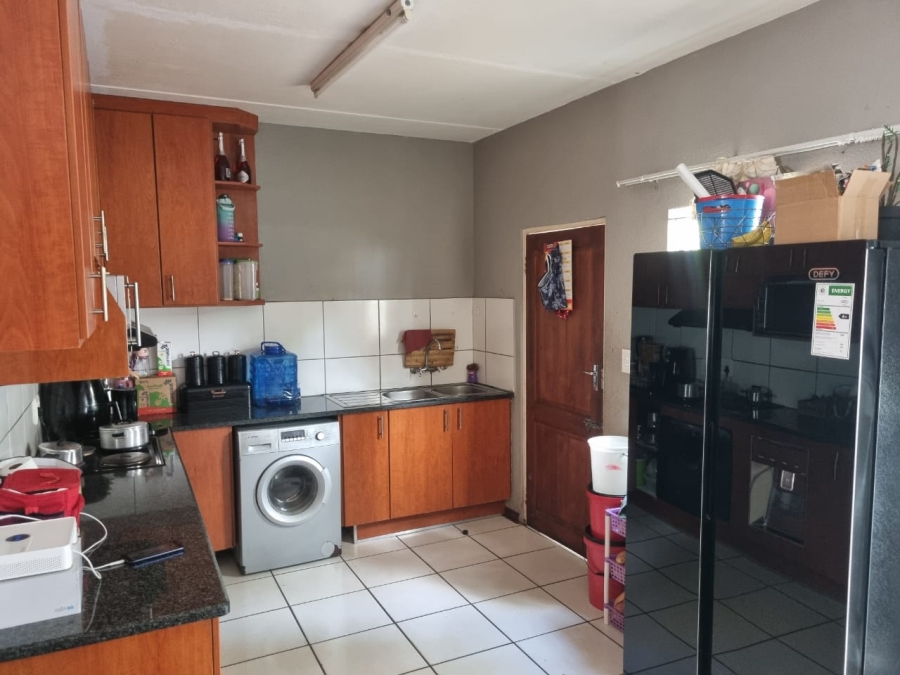 To Let 3 Bedroom Property for Rent in Moregloed Limpopo