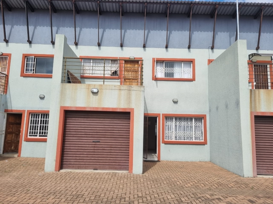 To Let 3 Bedroom Property for Rent in Moregloed Limpopo