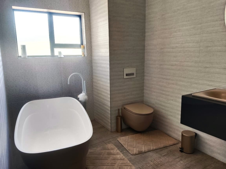 6 Bedroom Property for Sale in Bendor Limpopo