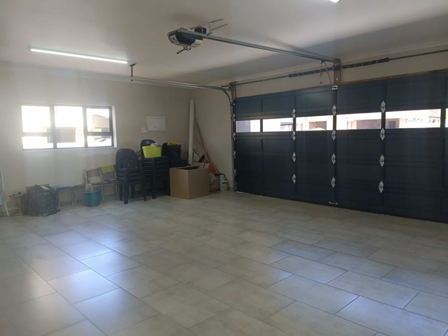 6 Bedroom Property for Sale in Bendor Limpopo