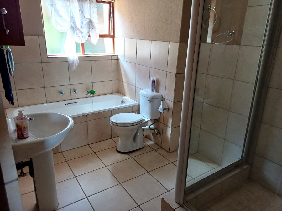 2 Bedroom Property for Sale in Bendor Limpopo